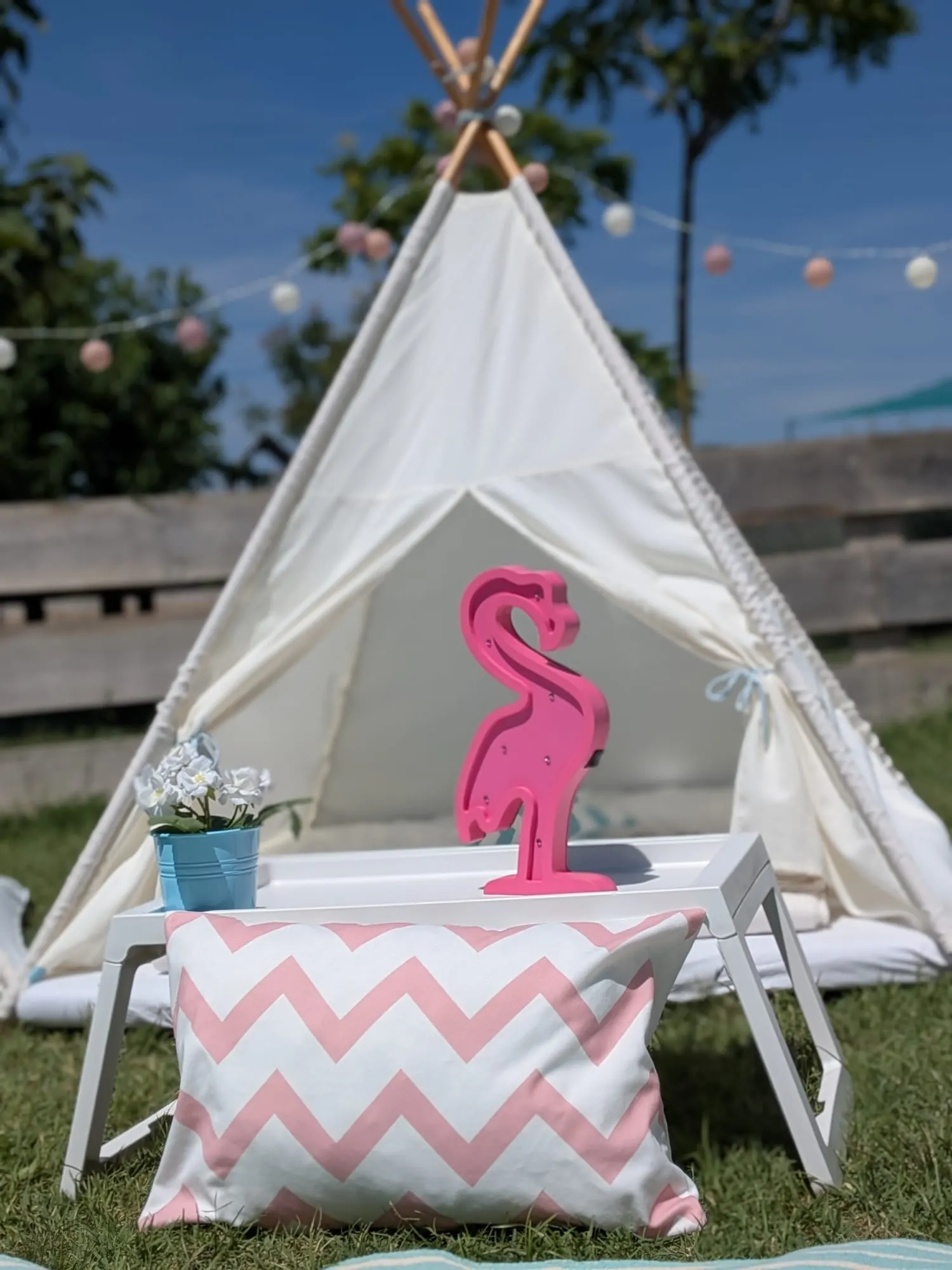 Ambient boho amb tipis – muntatge 11